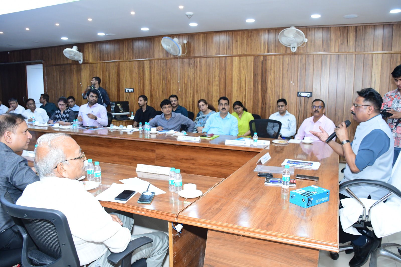 Participants attending GST taxpayer outreach programme seminar at CGST Audit Ranchi